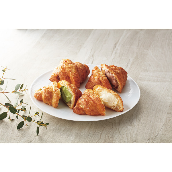 蔵家　クリームクロワッサン　３種８個詰め合わせギフト【25-1006-515】